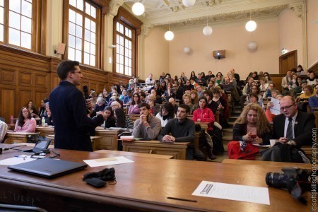 A La Sorbonne pour les Conférences Apprendre à Apprendre